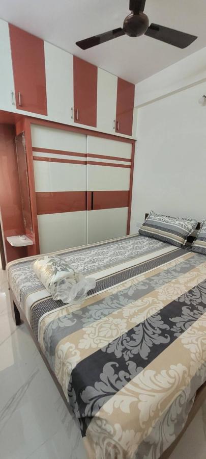 Castle Hsr Sarjapur Road Appartement Bangalore Buitenkant foto