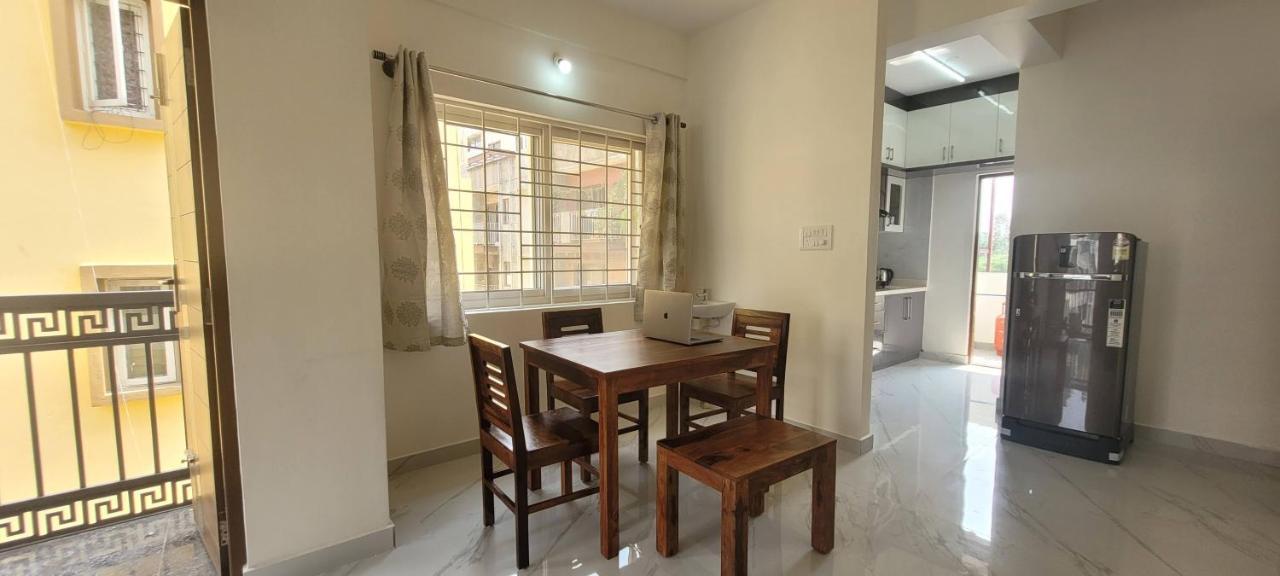 Castle Hsr Sarjapur Road Appartement Bangalore Buitenkant foto